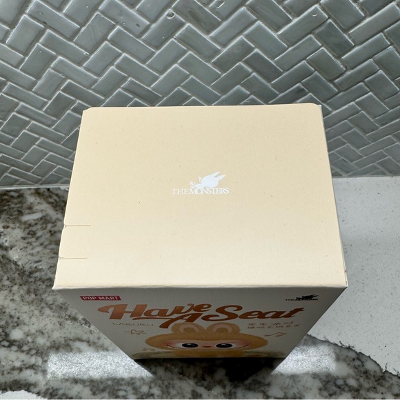 NEW BOX / SEALED POP MART - THE MONSTERS - Have a Seat - Labubu - Authentic Mint - Picture 5 of 6